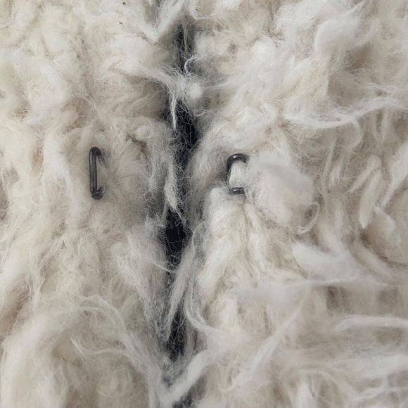 VANS Faux Fur Jacket Coat Women Size S Small White Lined Hook & Loop Closure - Picture 10 of 15